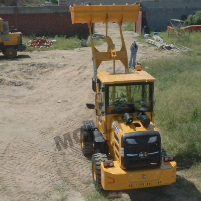 Articulated Front End 1.5 To Wheel Loader 42 KW Engine Power