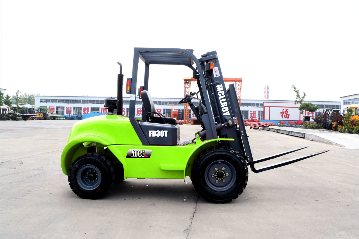Reduced Vibration All-terrain Forklift Truck For Enhances Work Place Safety And Reduces The Risk Of Accidents